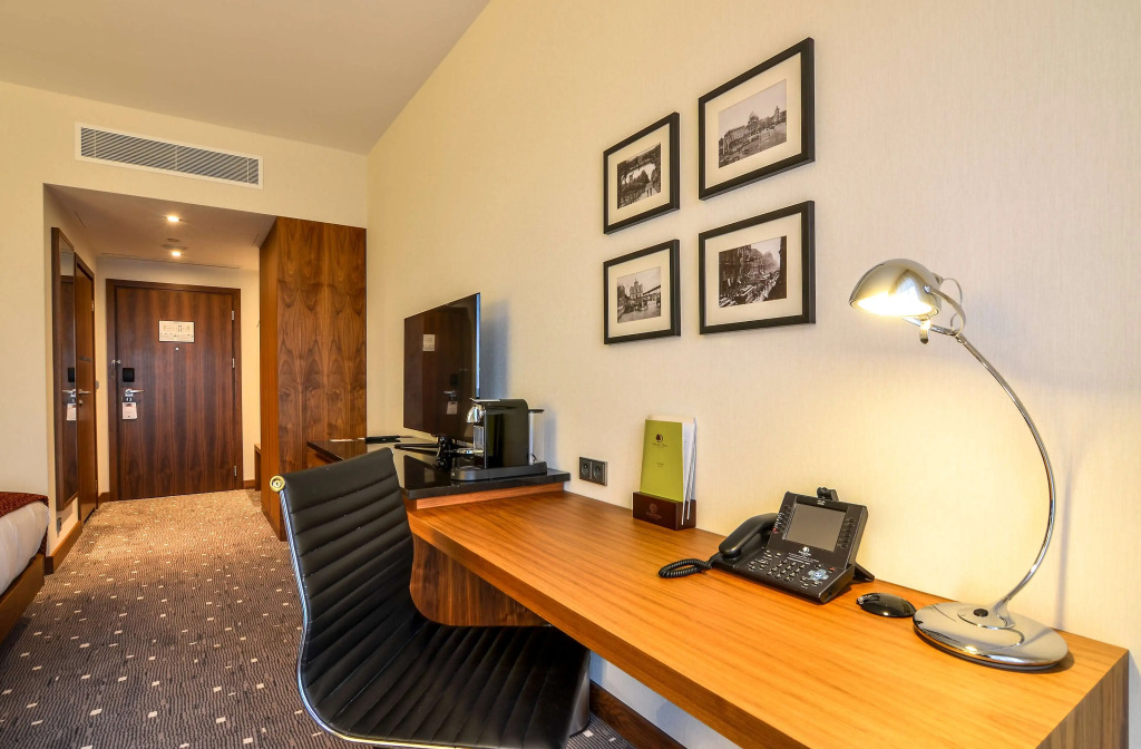Double Tree by Hilton Lodz