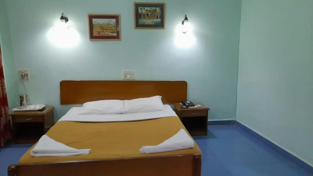 1 BR Guest house in Bicholim - North Goa, by GuestHouser (0232)