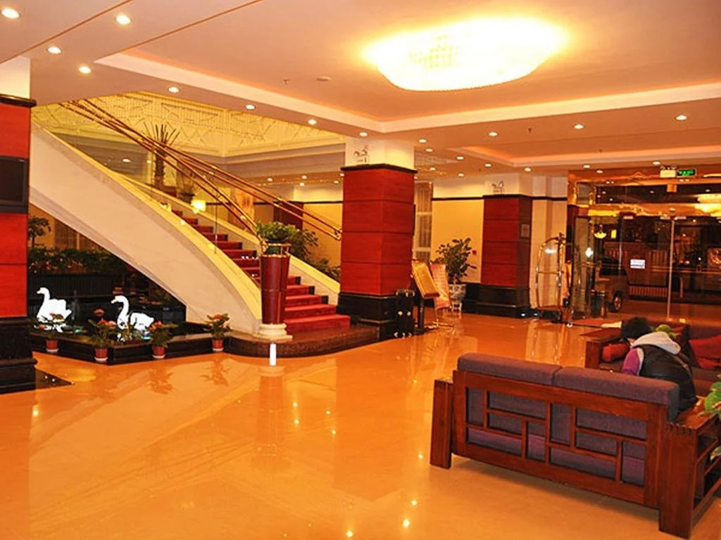 Golden Palace Hotel