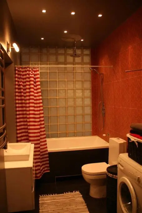 2 room apartment with bath