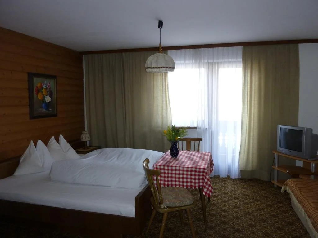 Hotel-Pension Tasma