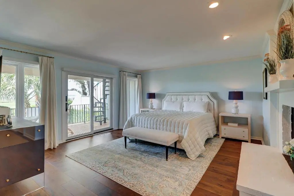 19 Mizzenmast 3 BR Harbourtown Sea Pines
