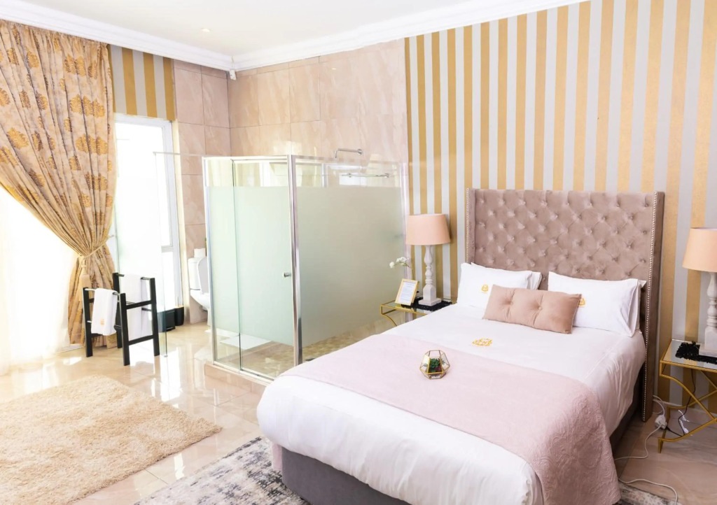 The Houghton Villa