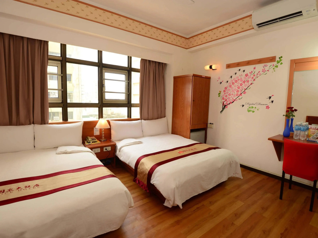 LI QING Hotel