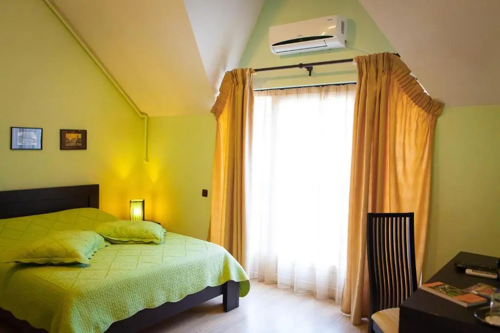 Rami House central double rooms