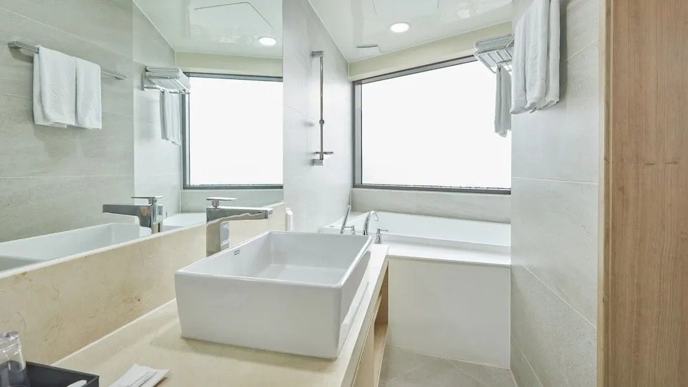 Chuncheon Eston Hotel