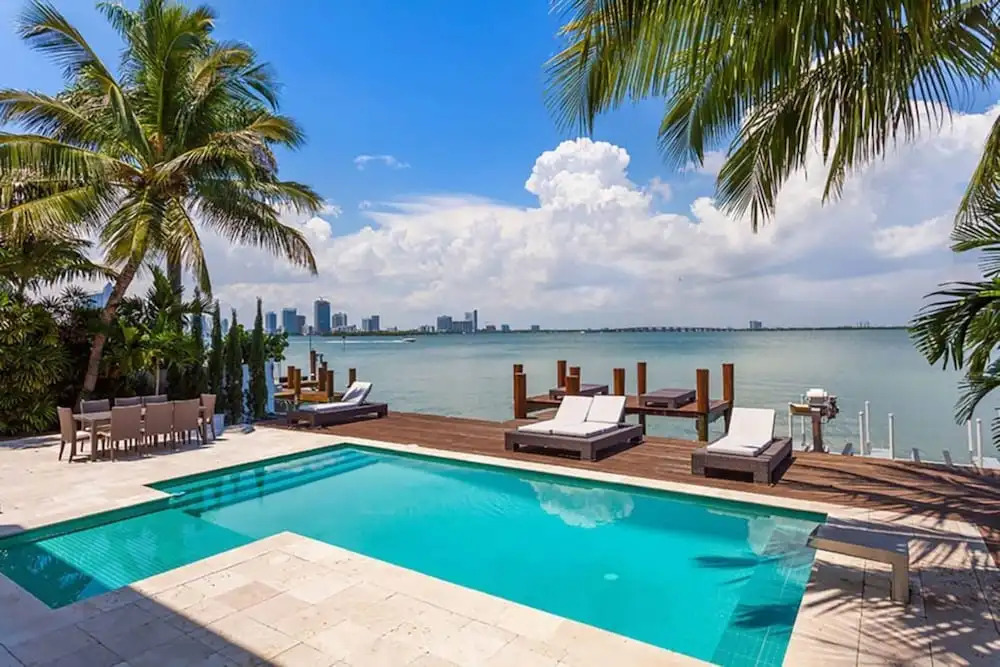 Villa Venetian Star