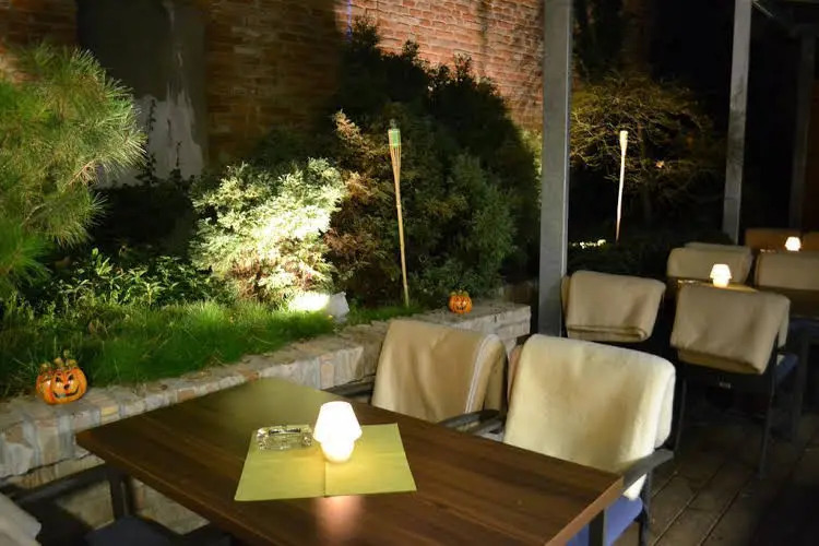LONDON Boutique hotel & Restaurant