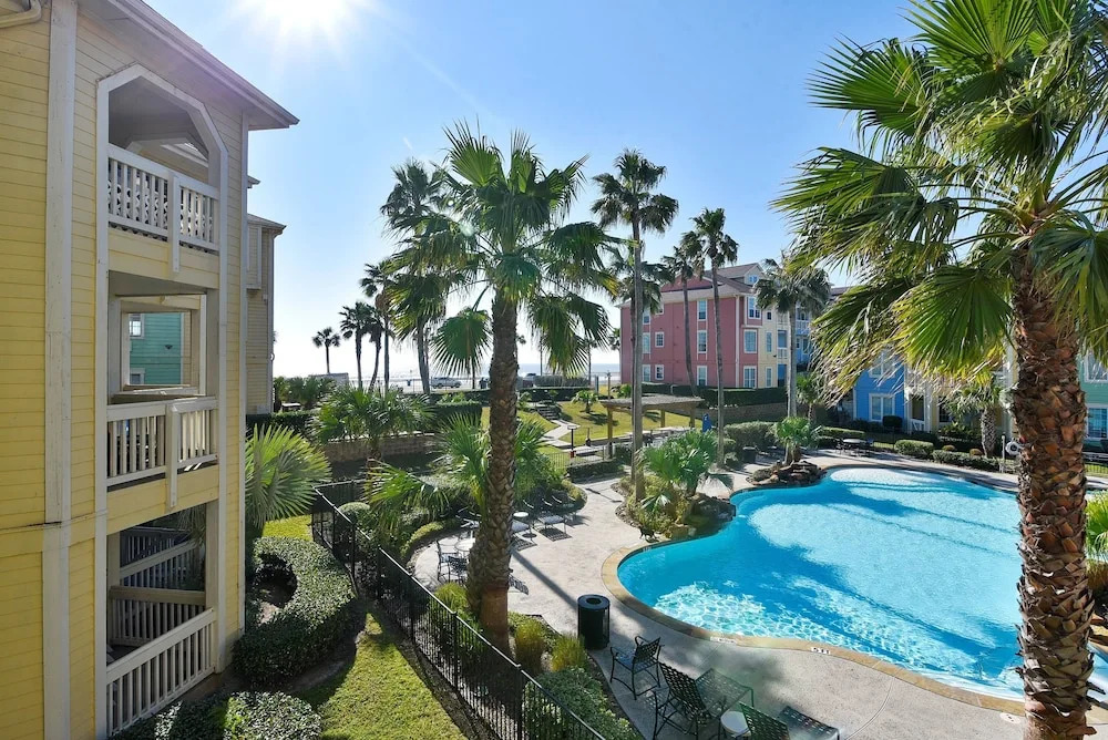 Dawn 722 - Pool Side 1 Bedroom Condo