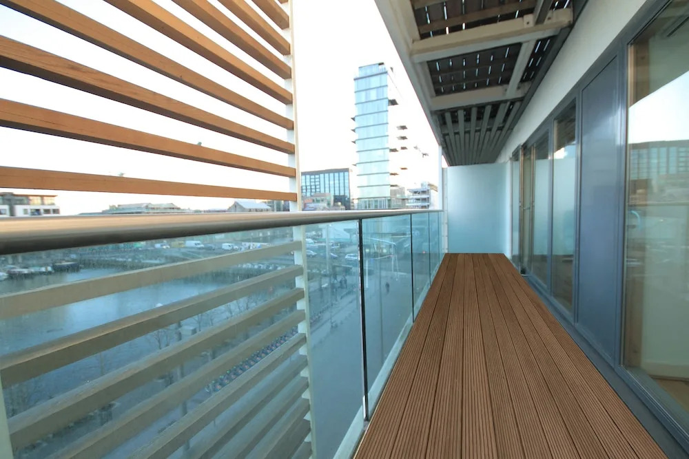 Grand Canal Quay View Apartment