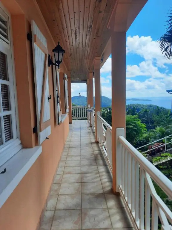 Oiseau de Paradis (Adults Only)