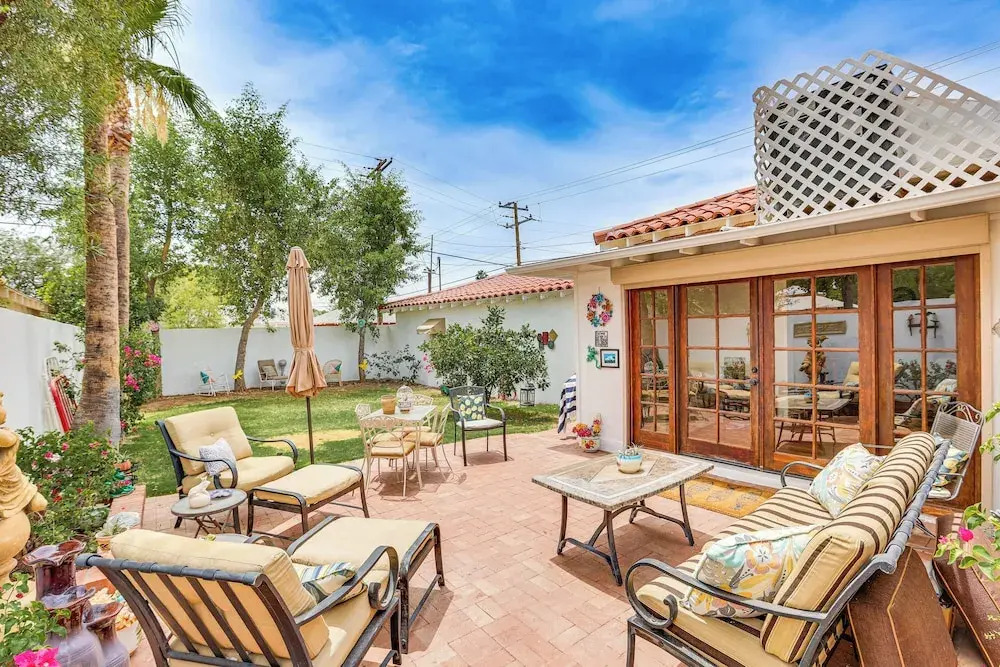 2 Mi to Dtwn: Phoenix Getaway w/ Patio