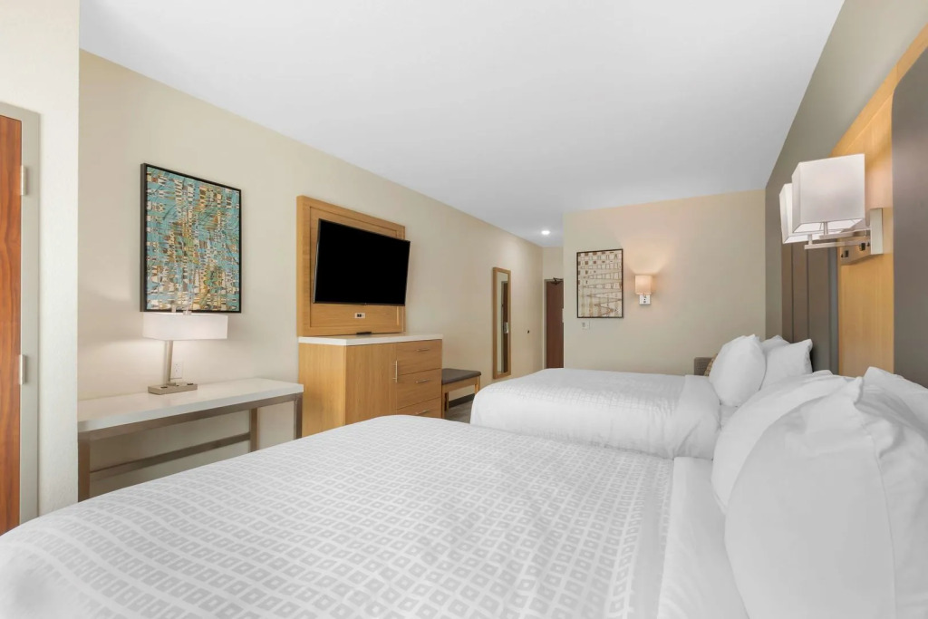 La Quinta Inn & Suites by Wyndham Coralville Iowa City