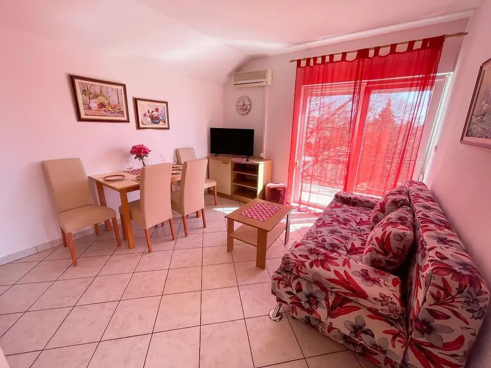 Apartman Kira 4