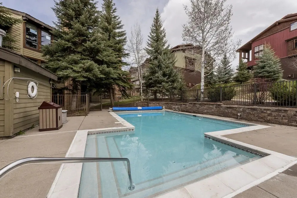 Lodge E301 - 2 Br Condo