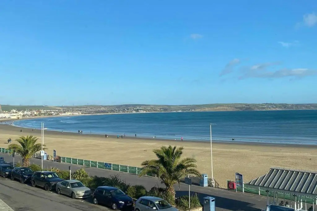 Stunning sea Views From Apartment in Weymouth