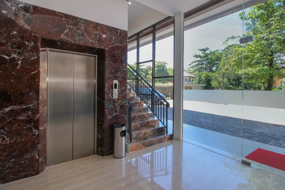 Airy Bahu Wolter Monginsidi 26 Manado