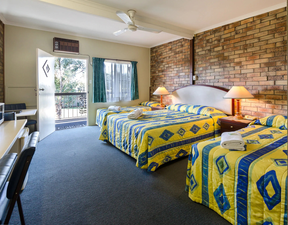 Centrepoint Midcity Motor Inn