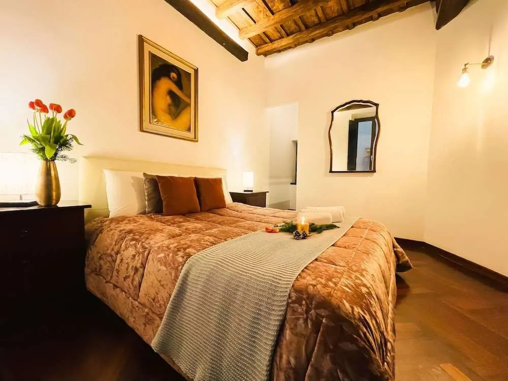 SJR Luxury Apartment Trevi Fountain