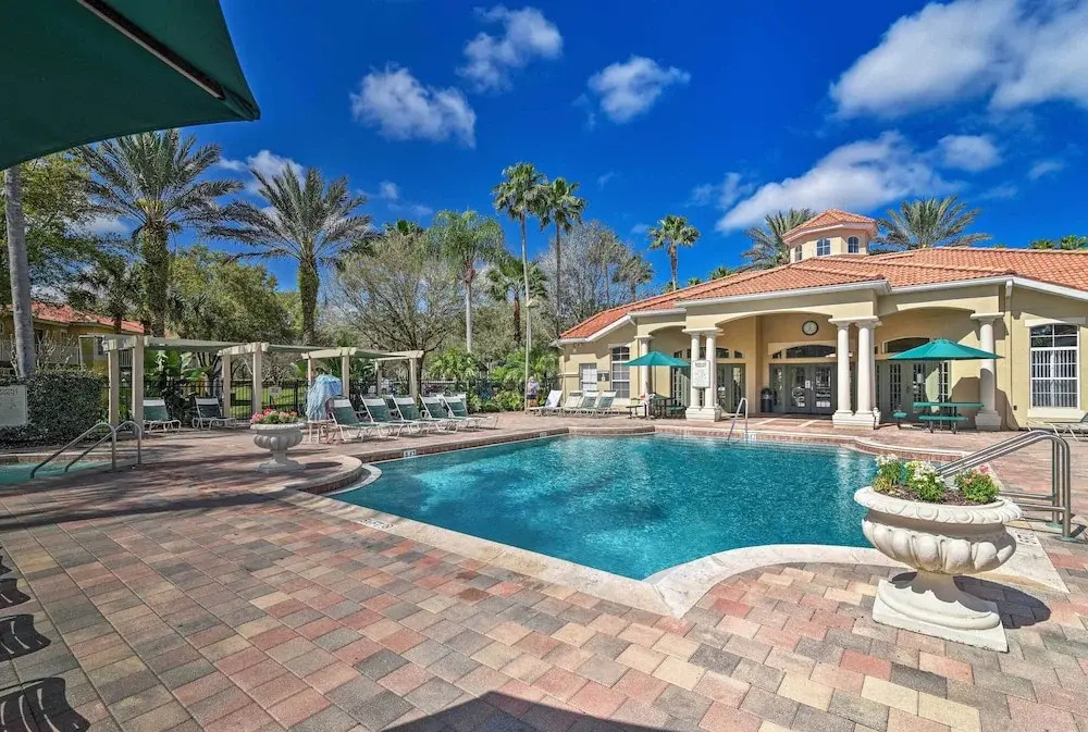 4 Mi to Disney: Emerald Island Resort Home!