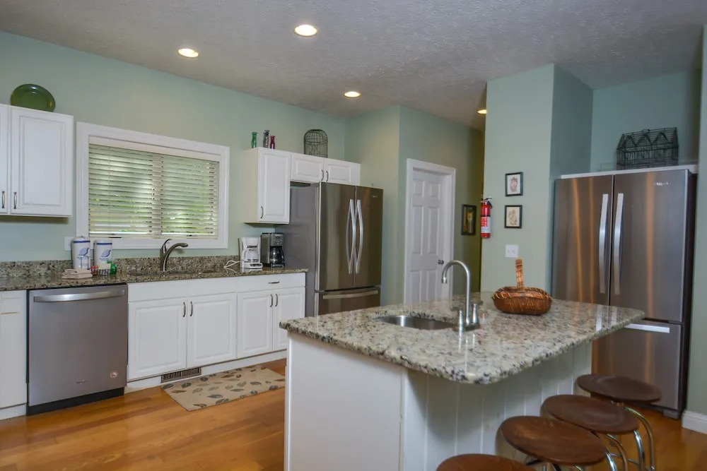 Wynsome Run Lodge 7 Bedroom House