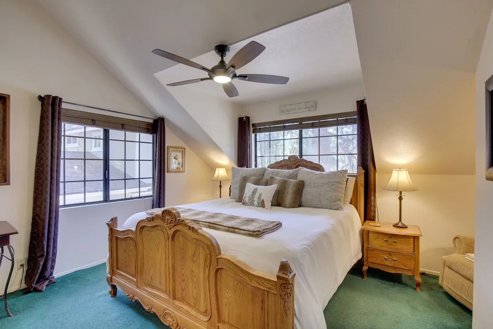 Dancing Bear Lodge ~ 1 Mi to Big Bear Lake!