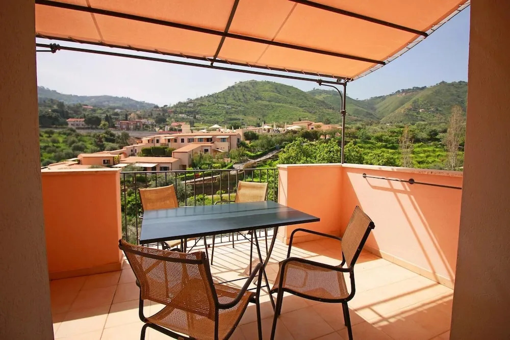 Sun House con Piscina by Wonderful Italy