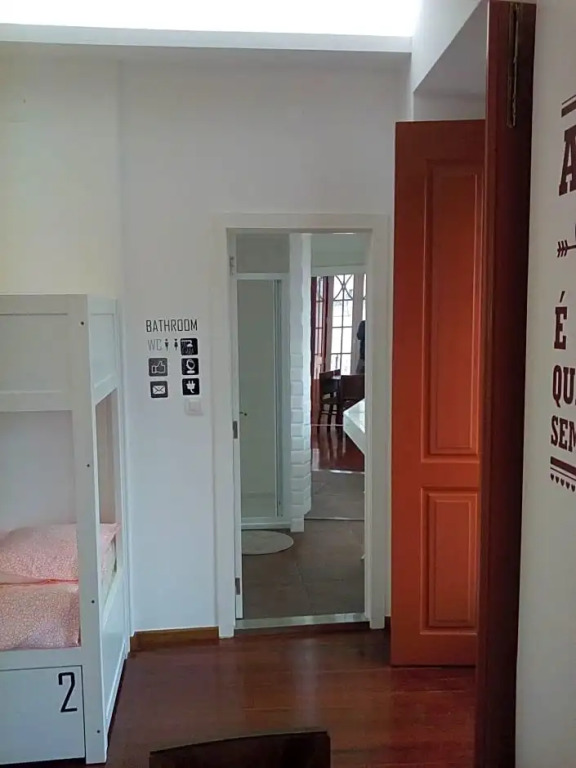 Hostel 18