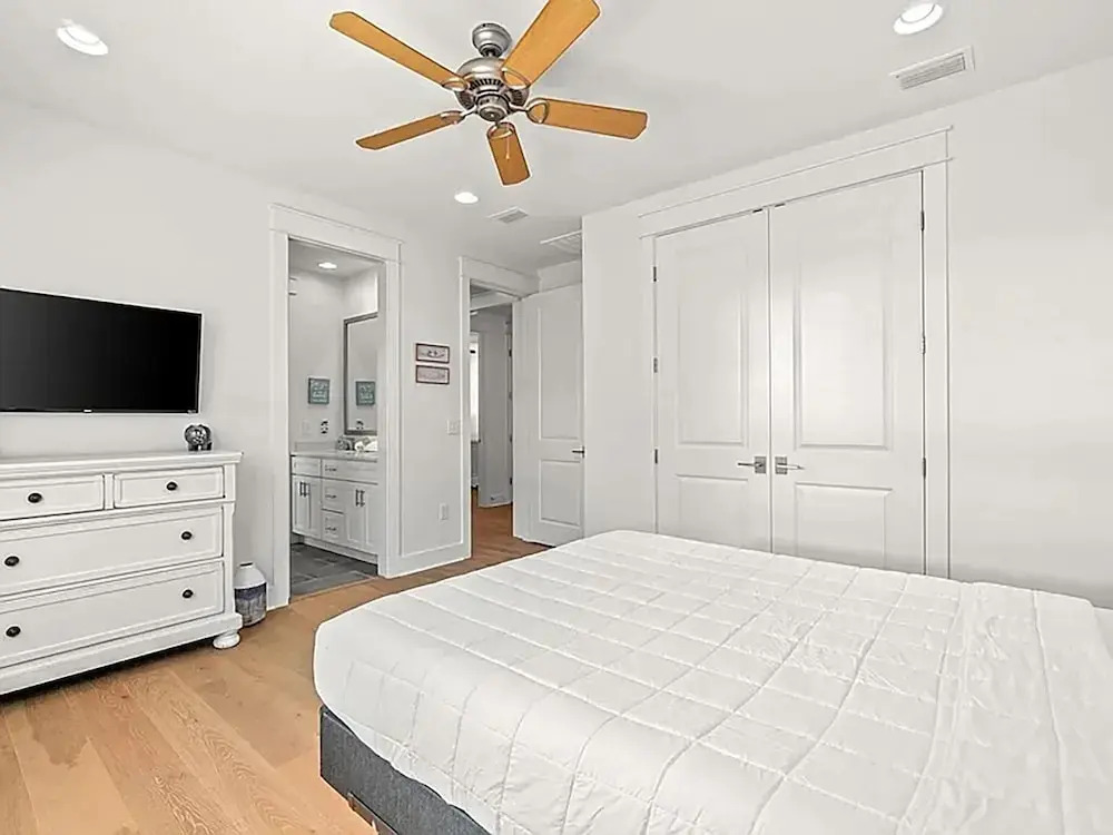 Sand Dollar Beach Cottage