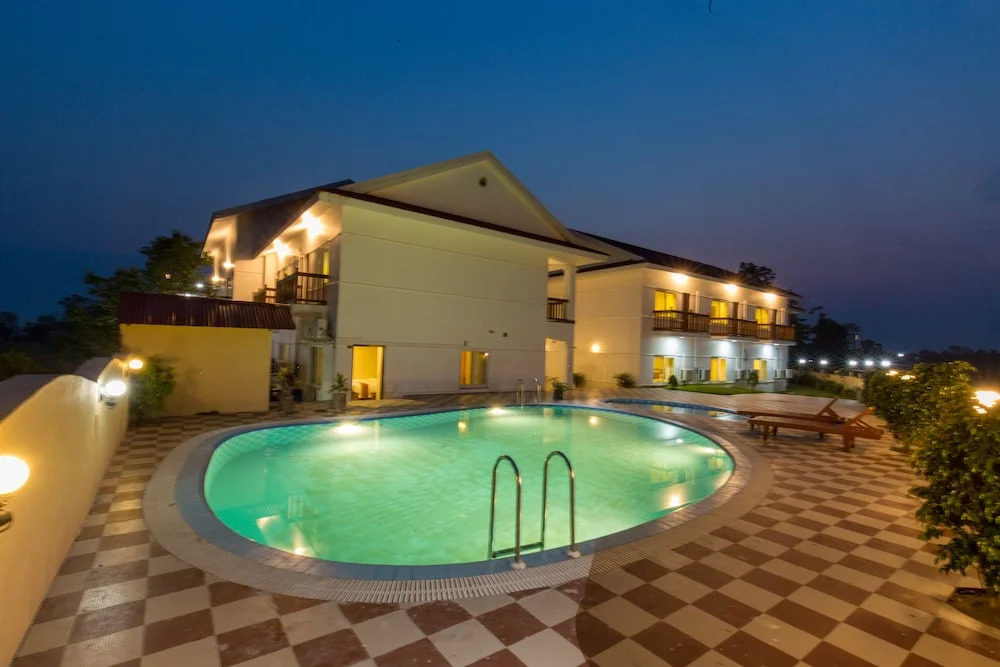 Hotel Earth Light, Chitwan National Park