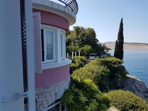 Villa Dora - Boutique Apartments