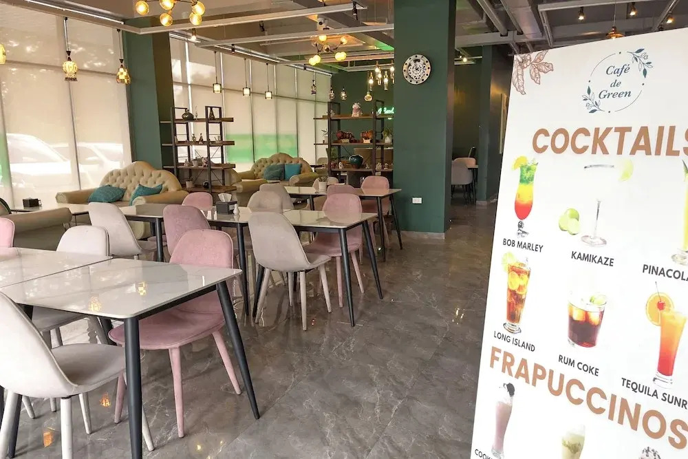 The Clover Hotel Angeles City Managed by Cocotel