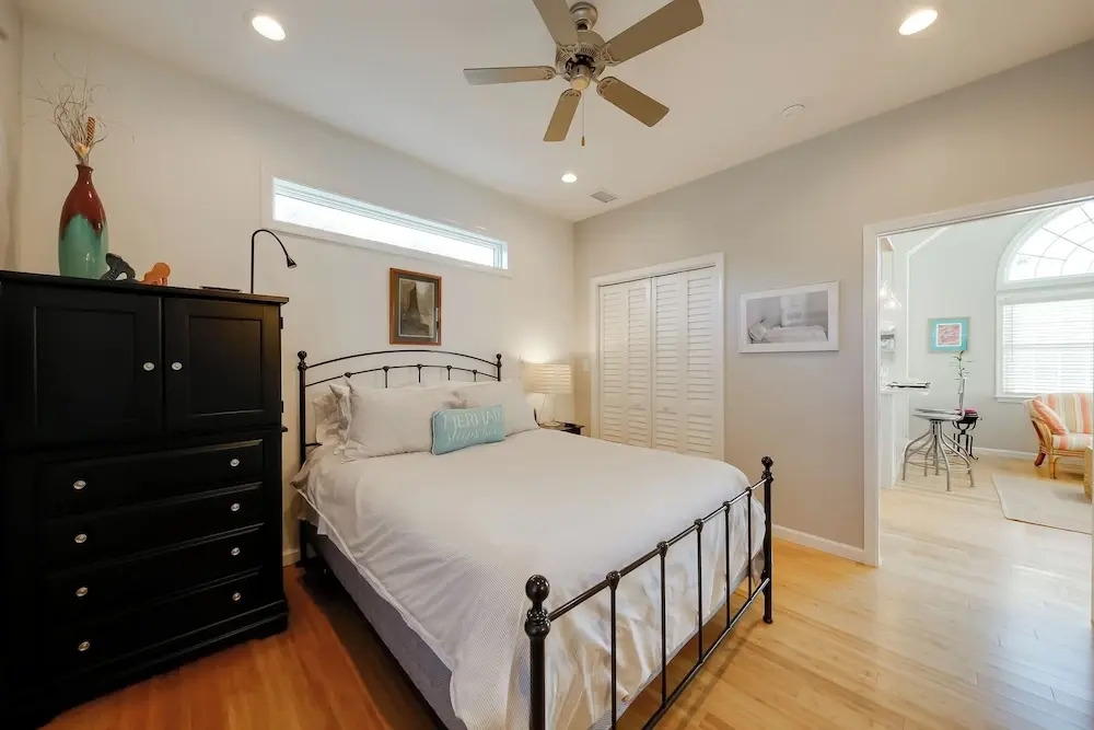 Seaside Cottage w/ Private Pier - 3 Miles to Beach