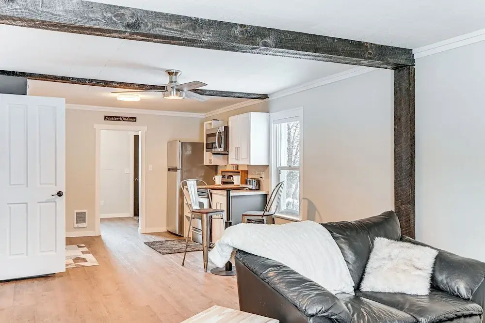 1 Mi to Main Street Polson: Updated Home w/ Deck!