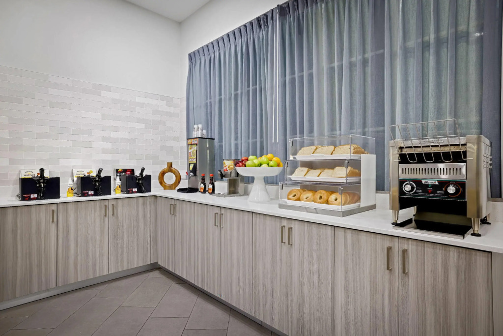 La Quinta by Wyndham Miami Airport West