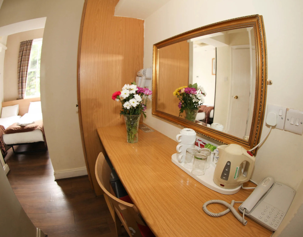 Holland Court Hotel