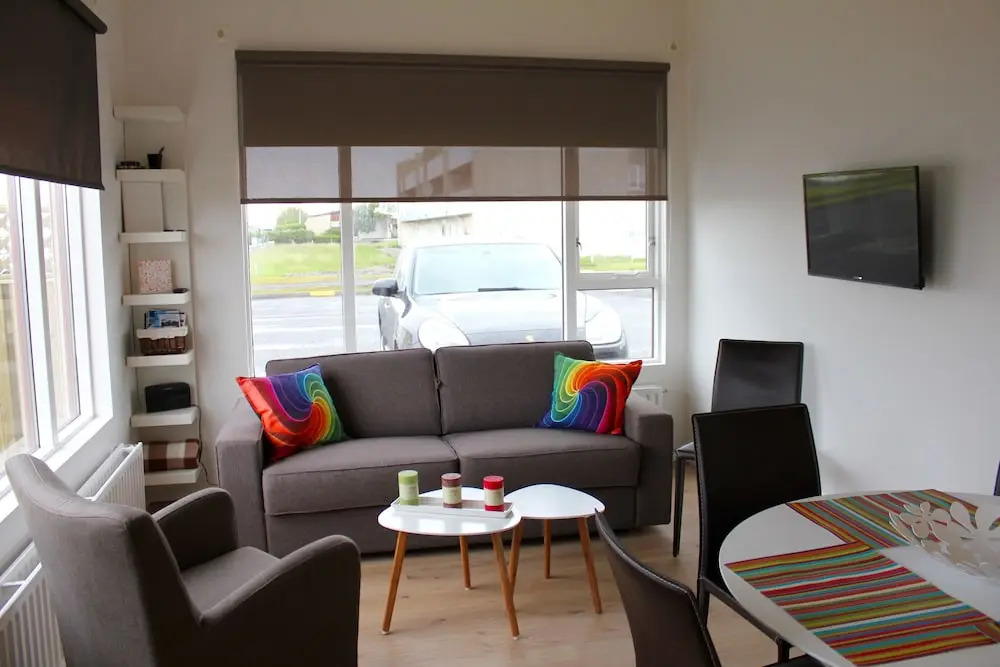 Lonid Apartment