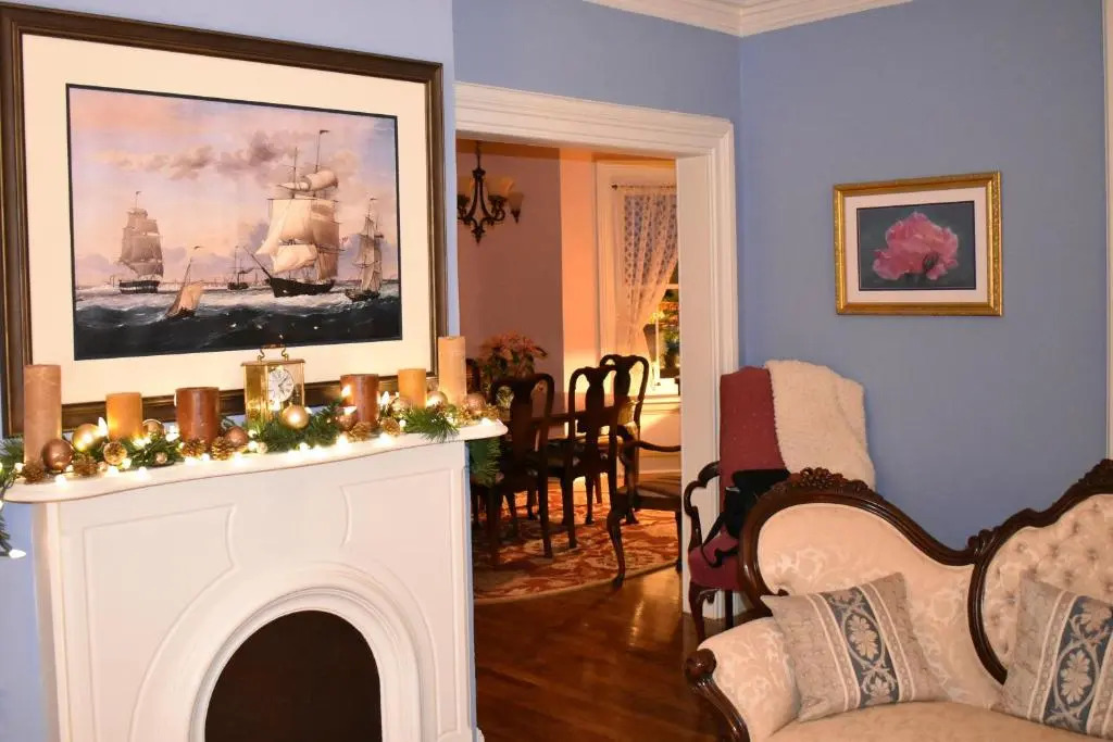 Danskammer House Bed & Breakfast