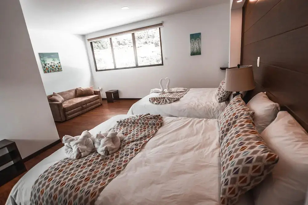 Burbi Lake Lodge Monteverde