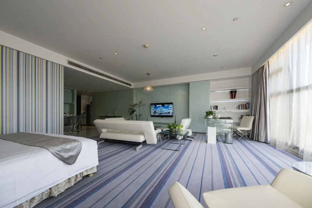 Luoyang Christian's Hotel