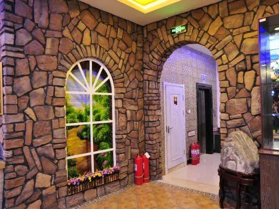 Sunshine 100 Holiday Hotel (Changyi District Government Branch, Zhongxing Street, Jilin)