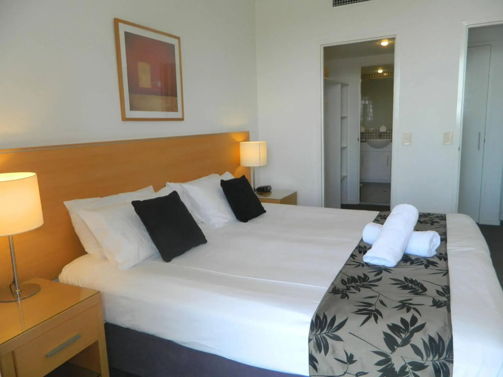 Swell Resort Burleigh Heads