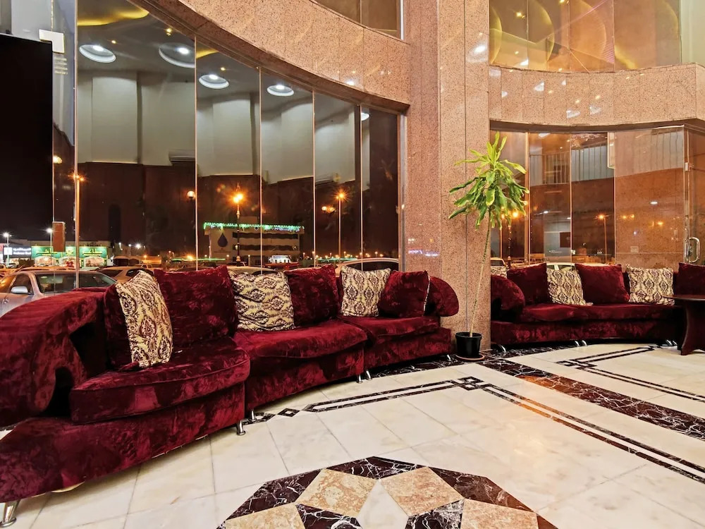OYO 367 Season Hotel