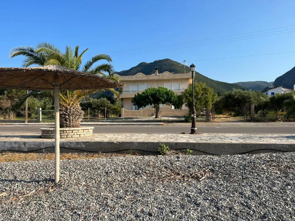 Nafpaktos PebBle Apartments in Marathias