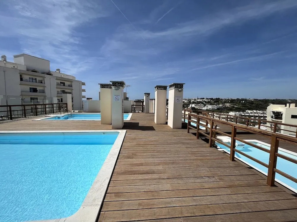 Ocean Terrace Seaview Apartment