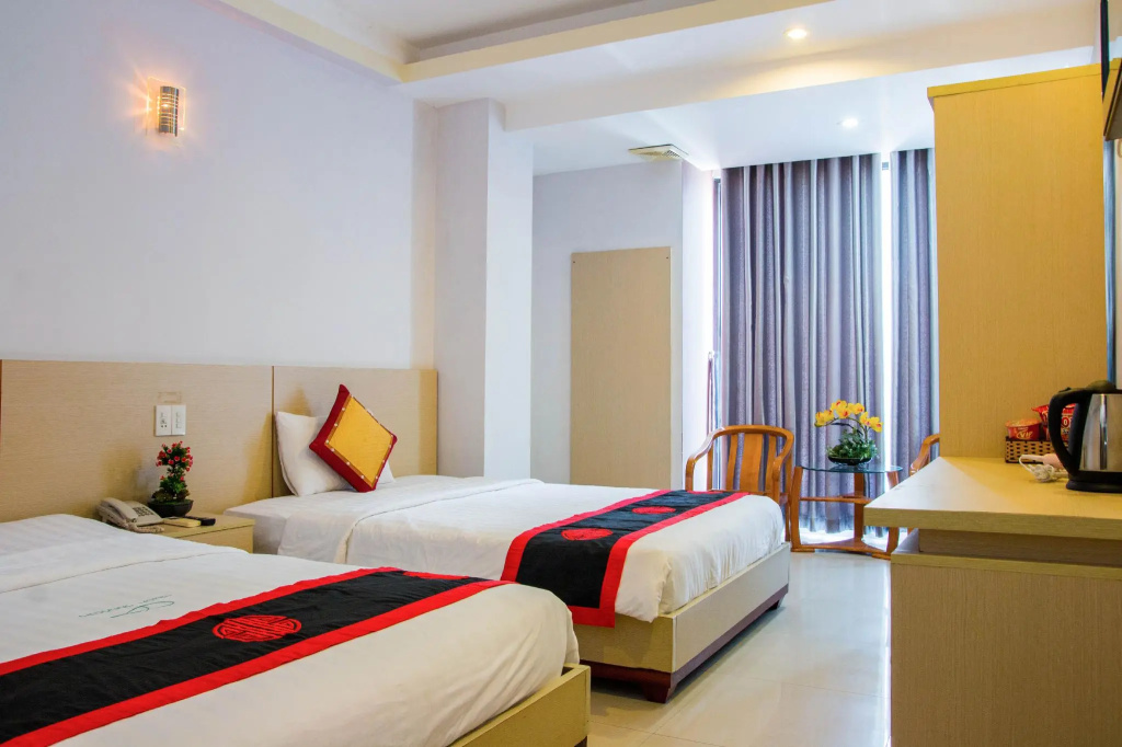 Le Duong Hotel