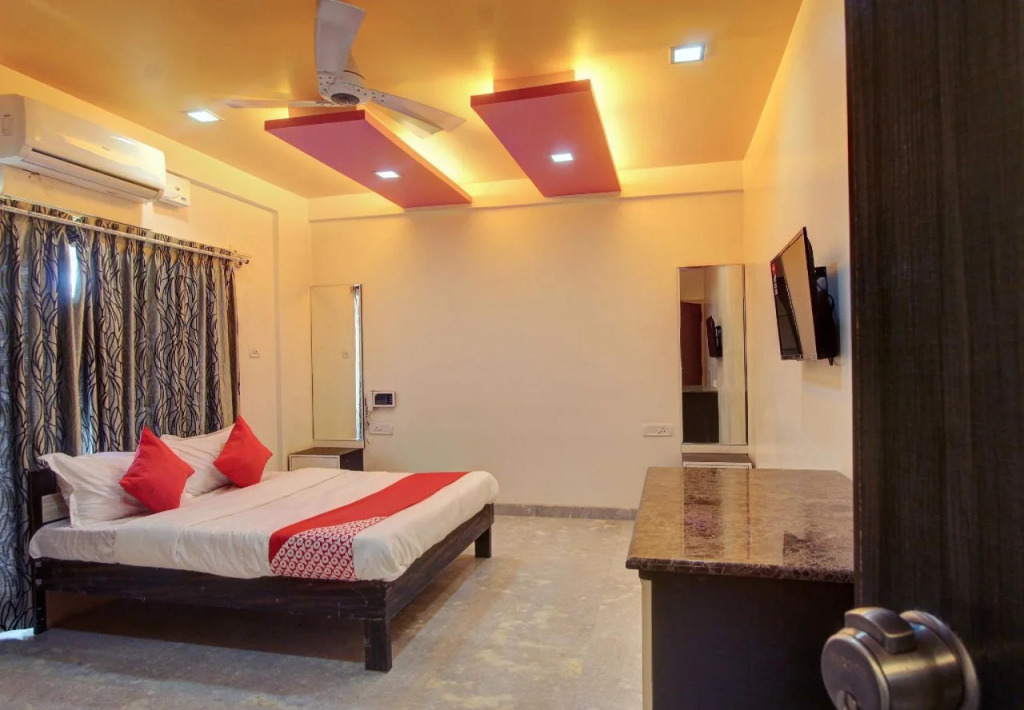 OYO 11387 Hotel Kozy Rooms