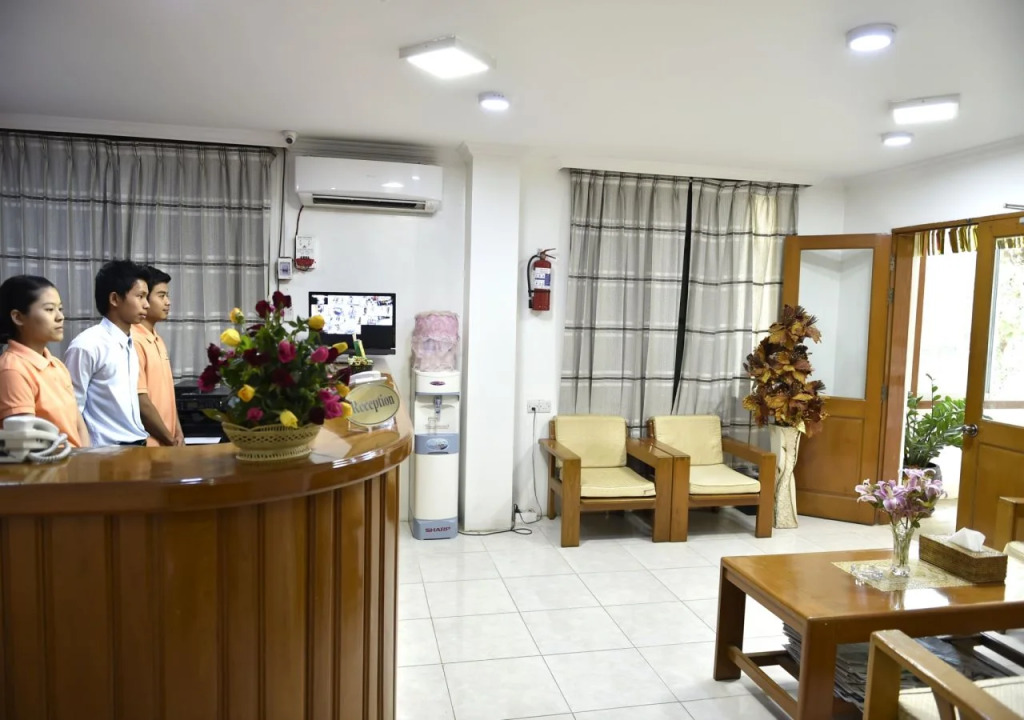 Jade King Hotel