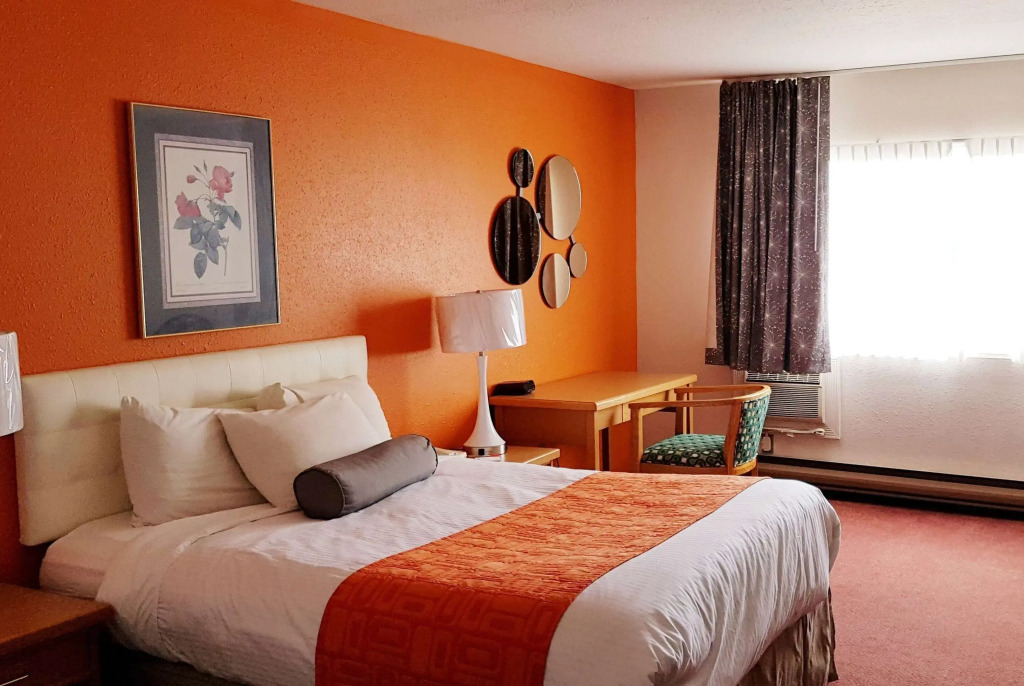 Howard Johnson by Wyndham Fort St. John