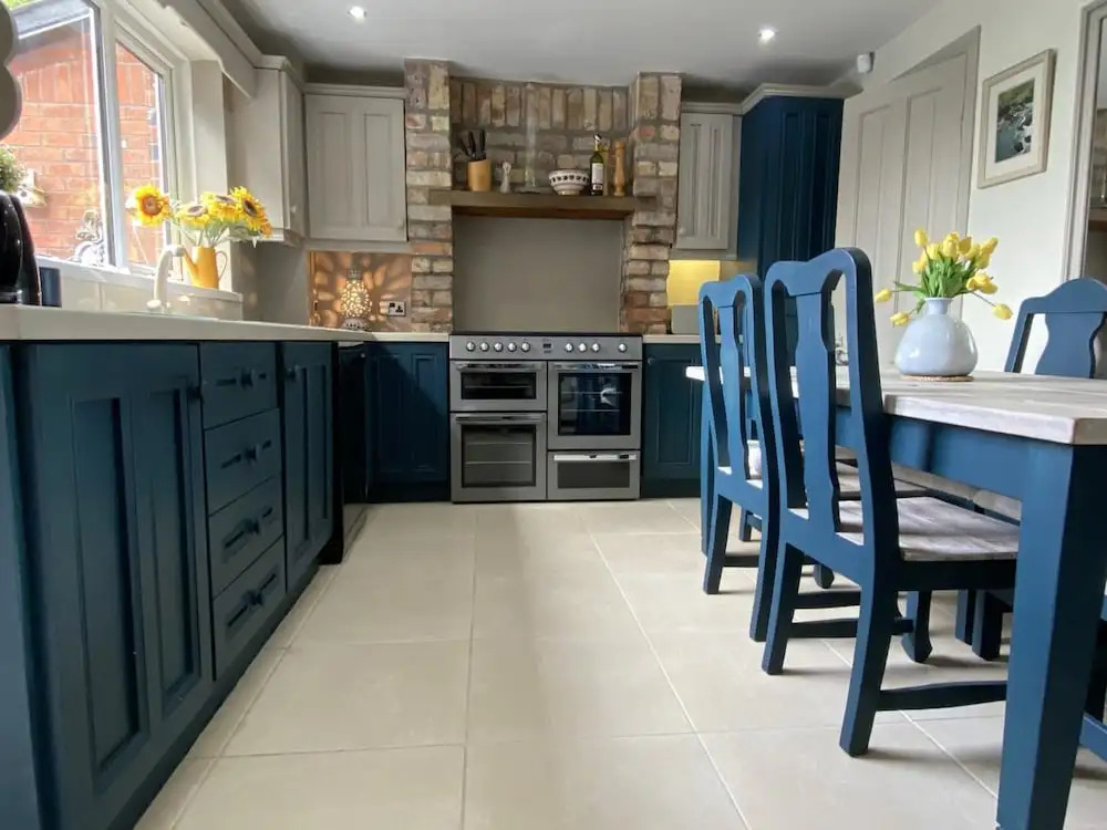 Remarkable 3-bed House in Belfast